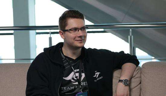 洋板块和亚 洋板块和亚